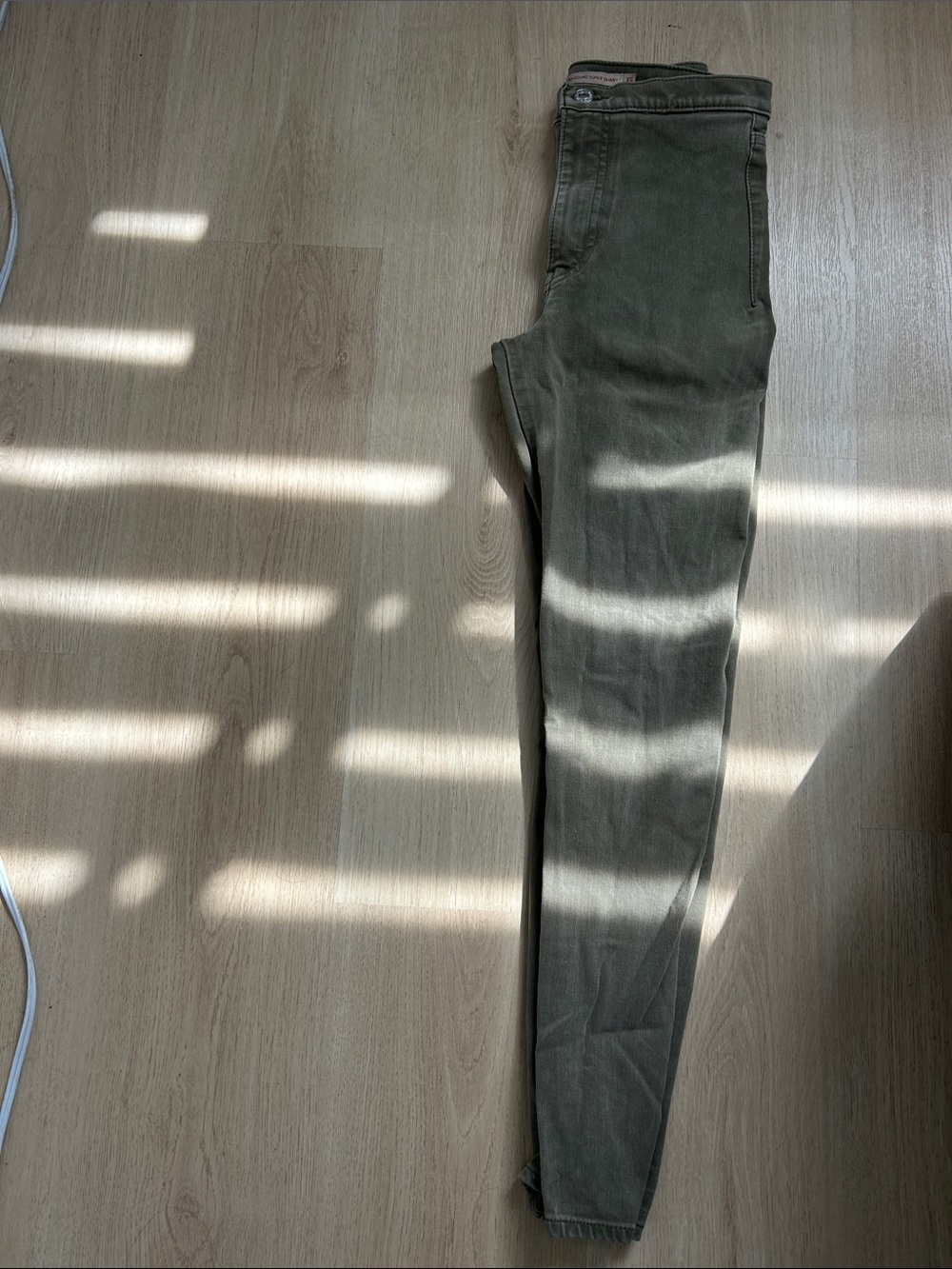 Levi's Women's Skinny Jeans in Olive